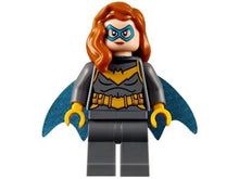 LEGO DC 212115 BatGirl Foil Pack *European Exclusive*