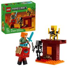 LEGO Minecraft 21266 The Nether Lava Battle