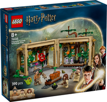 LEGO Harry Potter 76445 Hogwarts Castle: Herbology Class
