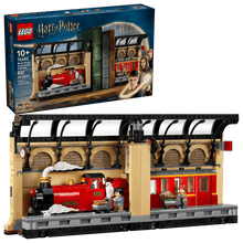 LEGO Harry Potter 76450 Book Nook: Hogwarts™ Express