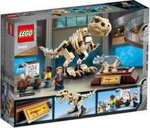 LEGO Jurassic World 76940 T. rex Dinosaur Fossil Exhibition