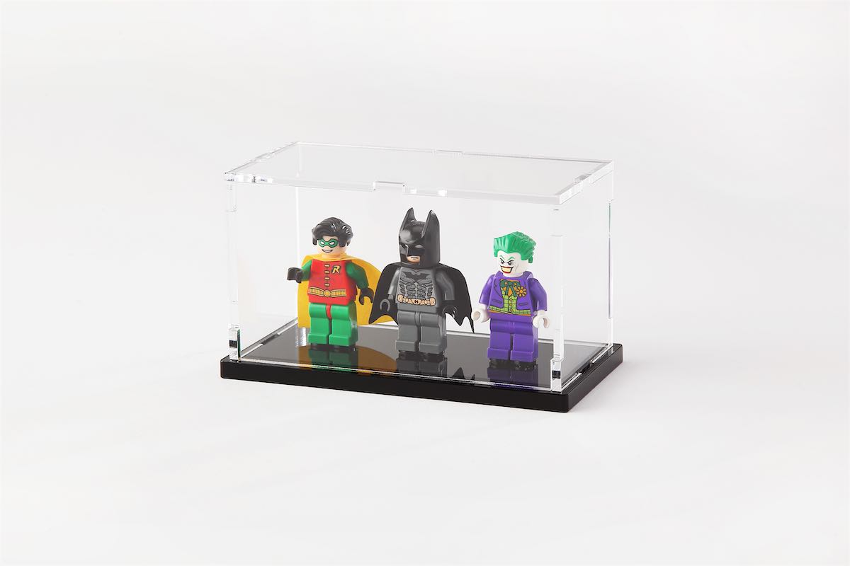 Tricked Out Bricks 3-Figure Display Case