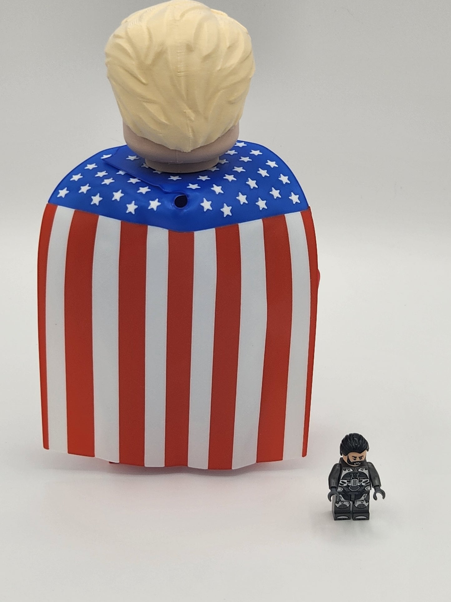 Houselander - Custom 3D Printed Megafig