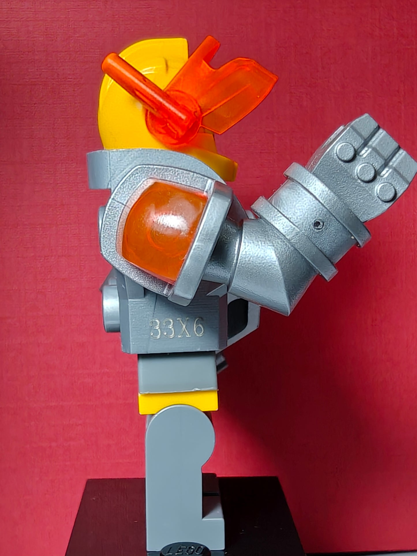 LEGO NEXO Knights Axl (nex069)