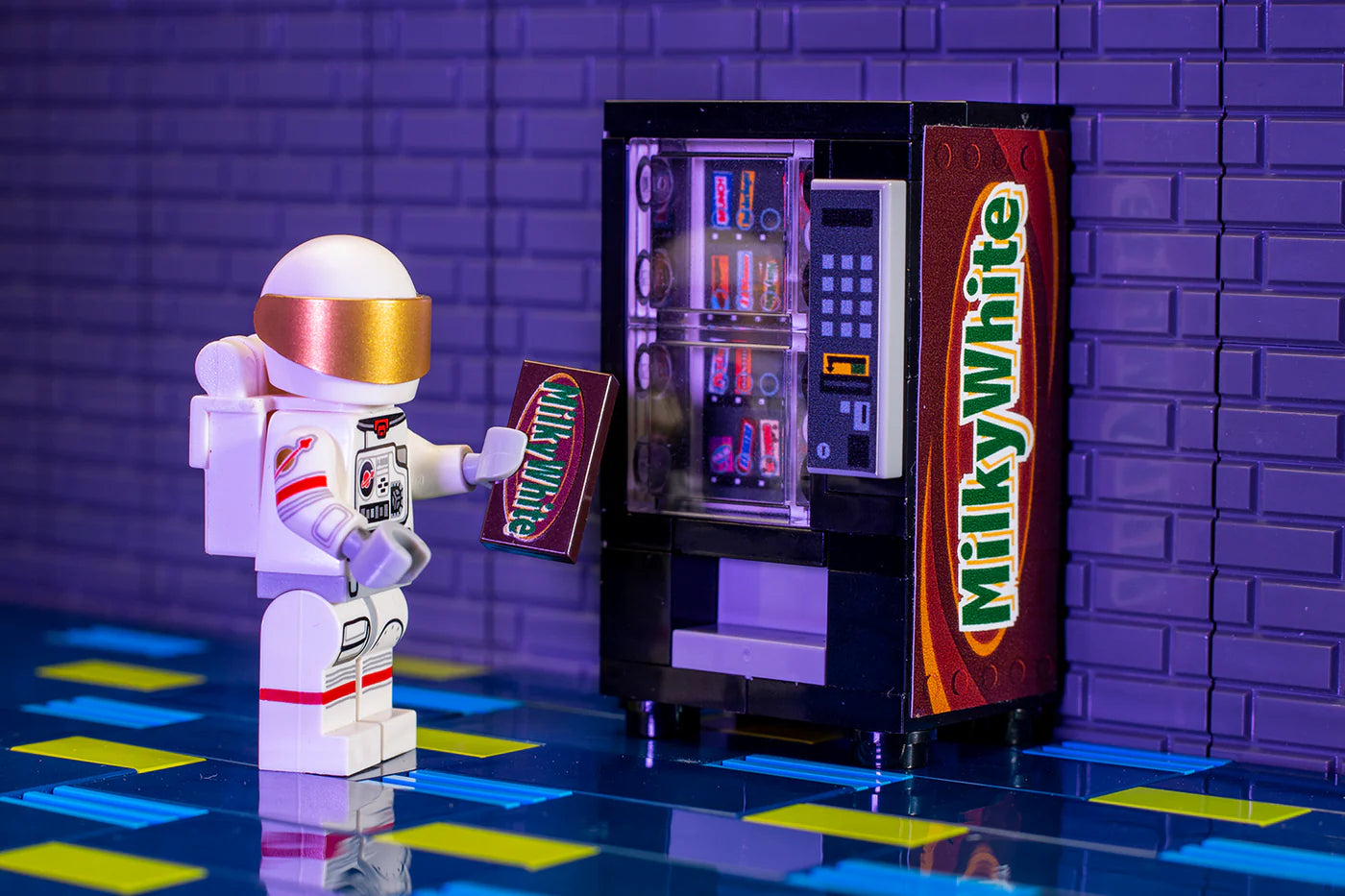 Milky White - B3 Customs Candy Vending Machine