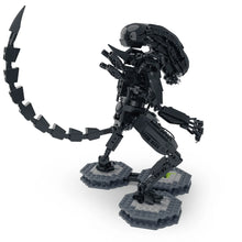 Aliens Xenomorph - B3 Customs MOC