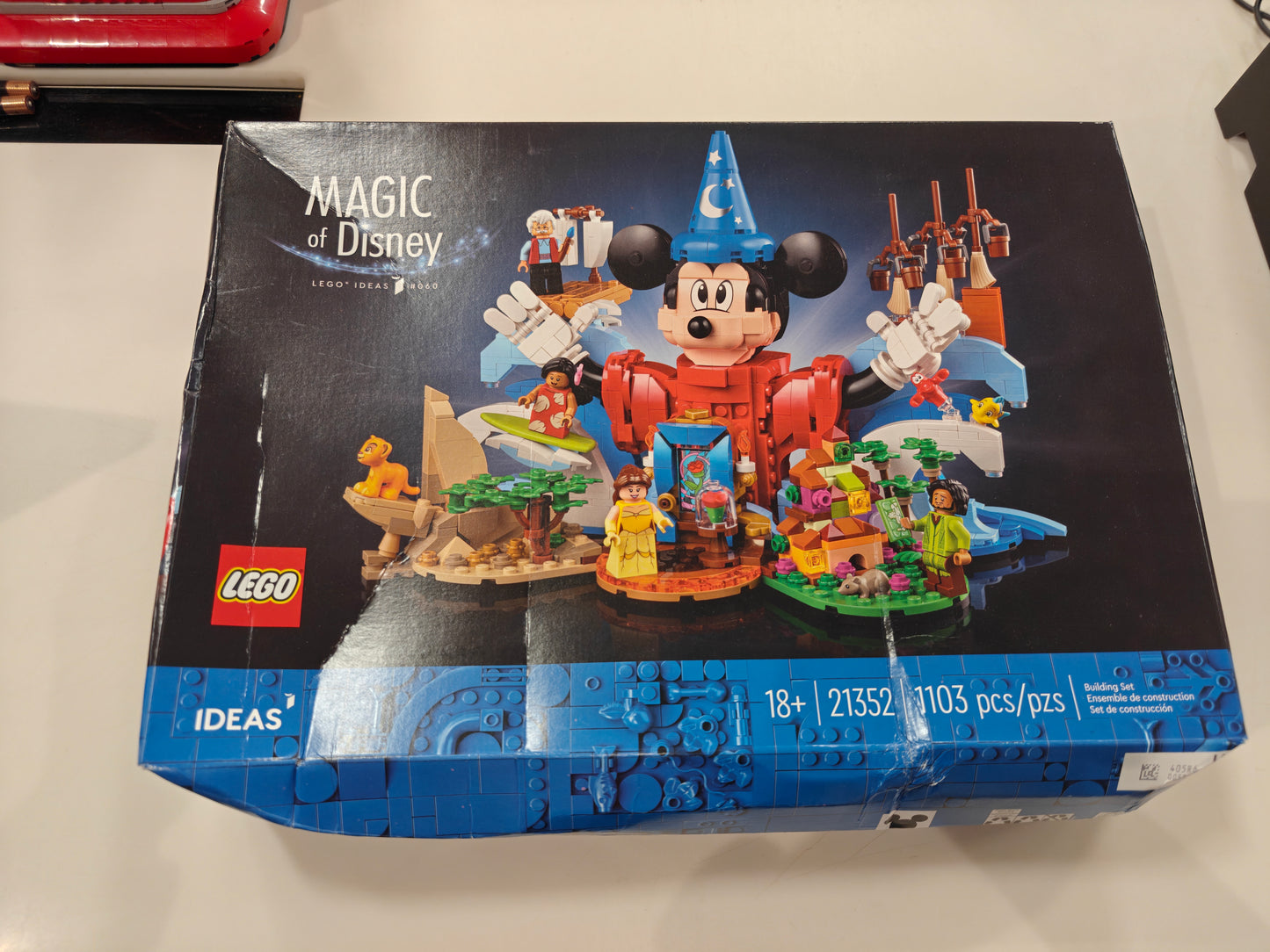 LEGO Ideas 21352 Magic of Disney